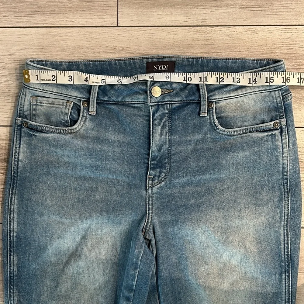 NYDJ quinta crop